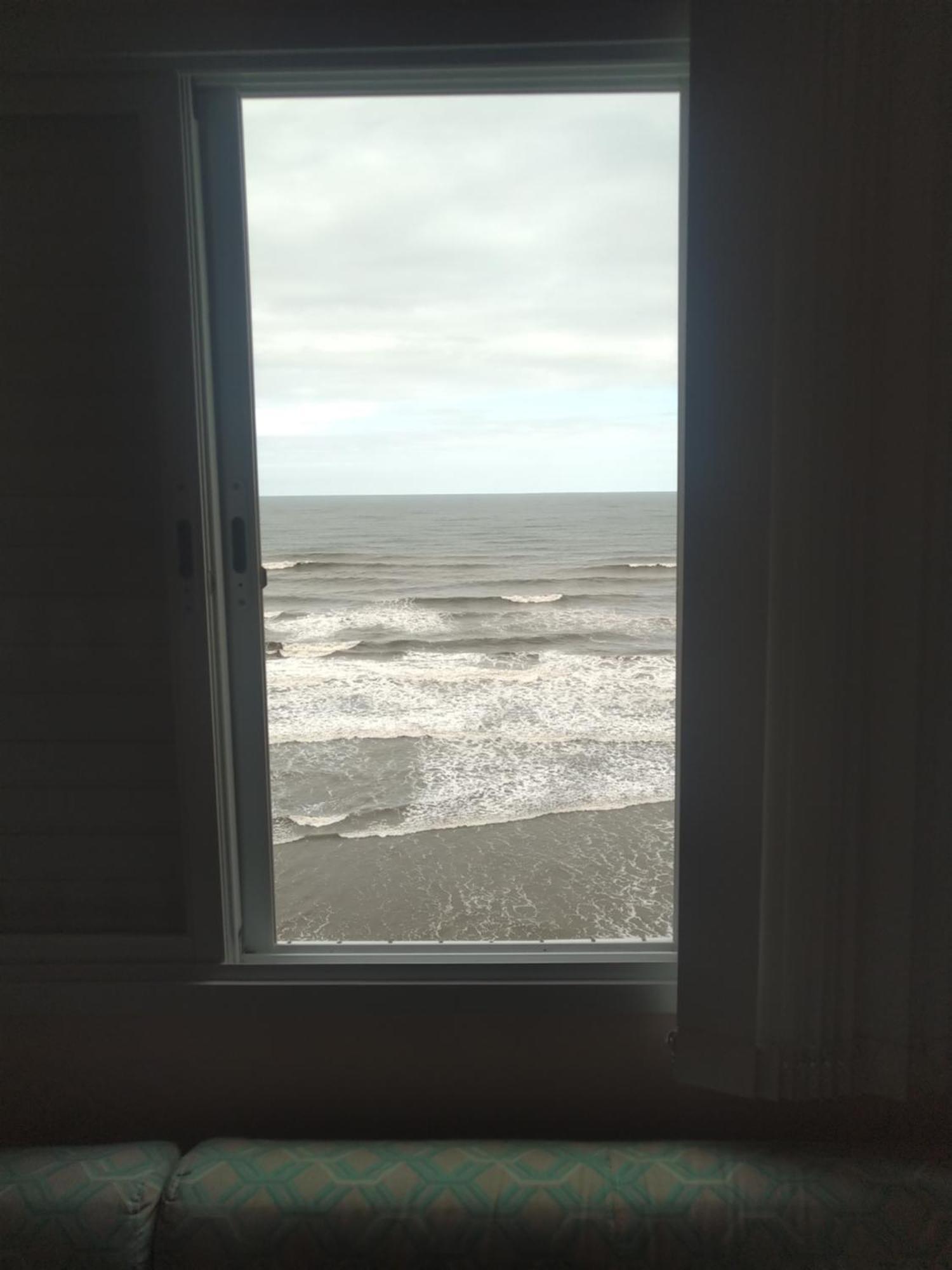 Apartamento Frente Mar Pe Na Areia プライア・グランデ エクステリア 写真